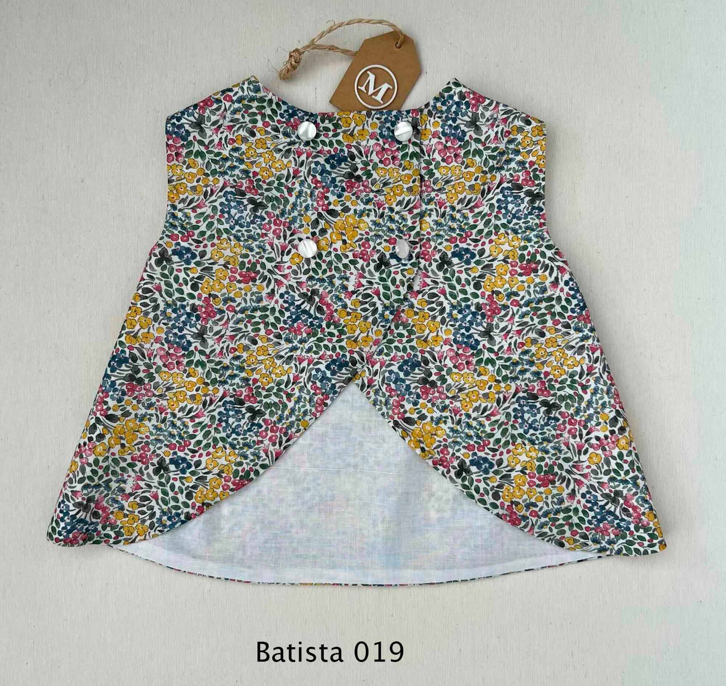 Blusa corta de espalda mariposa