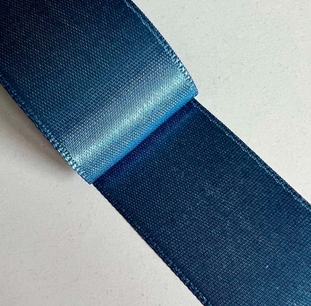 Lazo R9 Raso Azul Empolvado